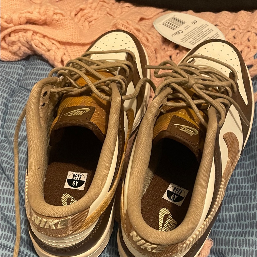Nike Kids Brown and White Sneakers - Picture 2 of 5